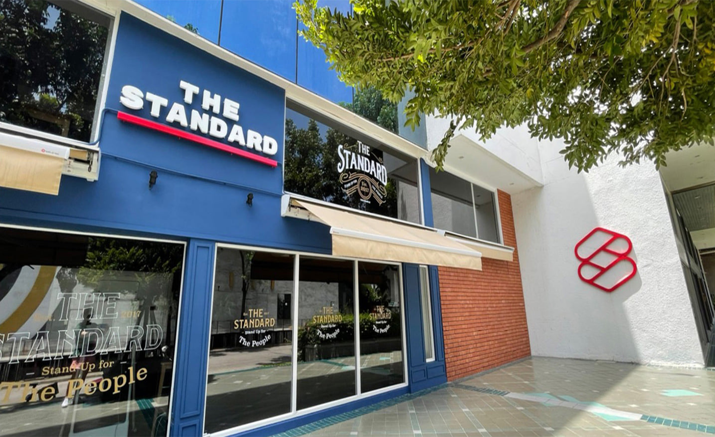 THE STANDARD office 5